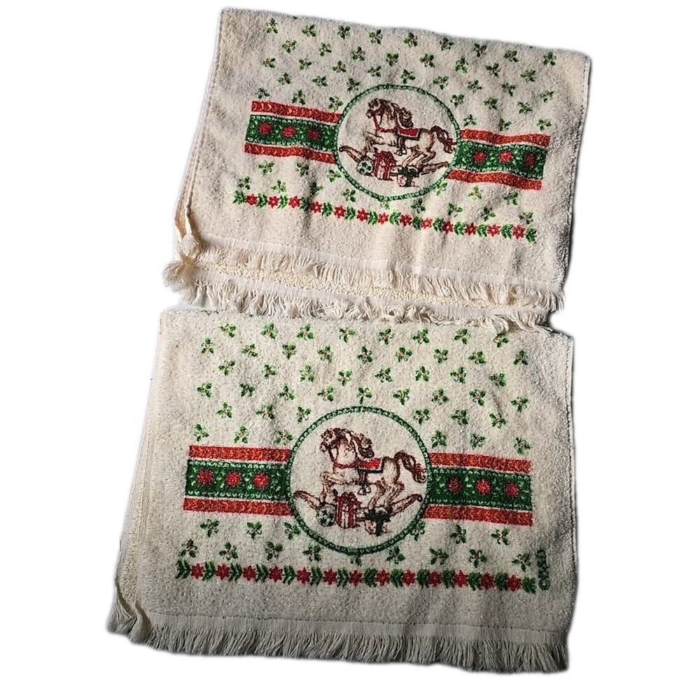 Set of 2 Vtg MCM Rocking Horse Holiday Christmas USA Cotton Fringe Hand Towels